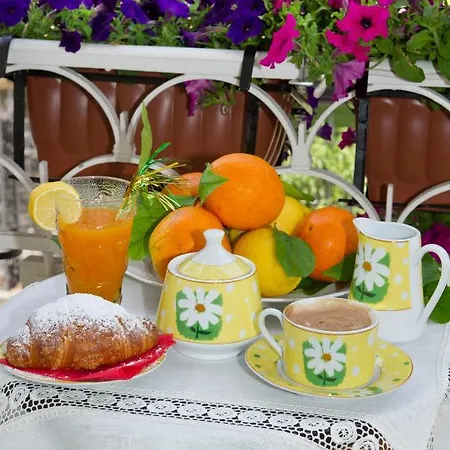 Sweet V&v Holiday home *